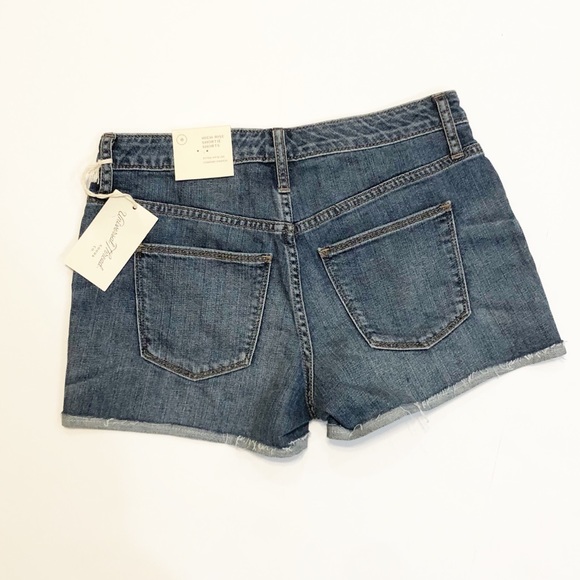 NWT Universal thread high rise shortie shorts - Picture 2 of 5